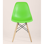 Пластиковый стул на ножках из массива бука Eames Light Green варинант исполнения - 4 | Loft Concept в Липецке