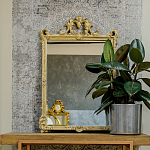 Зеркало настенное в раме бежевого цвета с эффектом старины Classic Ornament Mirror варинант исполнения - 2 | Loft Concept в Липецке