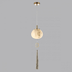 Подвесной светильник с шарообразным плафоном из белого стекла с подвеской из камня и кисточкой Agatelle варинант исполнения - 4 | Loft Concept в Липецке
