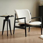 Кресло с каркасом и ножками из древесины и мягкими сиденьем и спинкой Venice варинант исполнения - 1 | Loft Concept в Липецке