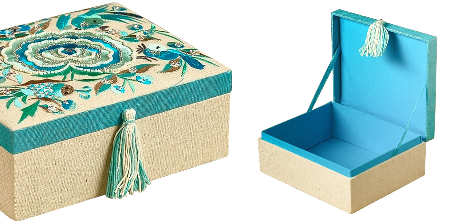 Шкатулка с вышивкой из бисера Kelley Beads Embroidery Box Шкатулка с вышивкой из бисера Kelley Beads Embroidery Box - Loft-Concept в Липецке