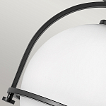 Потолочный светильник с плафоном в форме белого матового шара Hinkley варинант исполнения - 5 | Loft Concept в Липецке