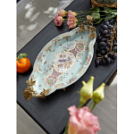 Блюдо овальное из голубого фарфора с ручками в виде бабочек и цветочным рисунком Blue Garden варинант исполнения - 3 | Loft Concept в Липецке