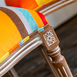 Стул бежевый в разноцветную полоску из натурального бука с изображением птиц и цветов Blooming Birds Colorful Stripes Chair варинант исполнения - 8 | Loft Concept в Липецке