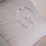 Кресло велюровое оттенка слоновой кости с простроченной спинкой Perfect Comfort варинант исполнения - 2 | Loft Concept в Липецке