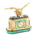 Часы настольные из натурального камня Малахит с декором в виде орла в подарочной коробке Eagle Stone Clock варинант исполнения - 2 | Loft Concept в Липецке