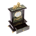 Часы настольные с декором в виде льва из натурального камня Нефрит Lion Stone Clock варинант исполнения - 3 | Loft Concept в Липецке
