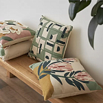 Подушка с цветочным принтом Blooming Elegance Lily варинант исполнения - 6 | Loft Concept в Липецке