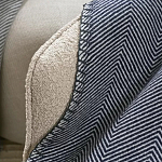 Плед из шерсти мериноса темно-синего цвета 130×180 см Indigo Waves варинант исполнения - 4 | Loft Concept в Липецке