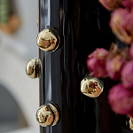 Ваза черная цилиндрическая с глянцевым покрытием и золотыми декоративными элементами Molecule Collection варинант исполнения - 1 | Loft Concept в Липецке