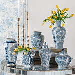 Ваза с крышкой и голубым цветочным рисунком на белом фоне Blue & White Ornament варинант исполнения - 7 | Loft Concept в Липецке