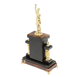 Часы настольные бронзовые из натурального камня Яшма с декором в виде Фемиды Themis Stone Clock варинант исполнения - 4 | Loft Concept в Липецке