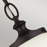 Подвесной светильник с белым стеклянным плафоном в форме шара на цепи Feiss варинант исполнения - 4 | Loft Concept в Липецке