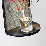 Настенный светильник зеленого цвета с черной рамкой овальной формы с полкой Herbarium  варинант исполнения - 3 | Loft Concept в Липецке