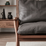 Кресло c каркасом из массива дерева и мягкой кожаной обивкой Walnut Armchair варинант исполнения - 10 | Loft Concept в Липецке