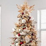Заснеженная Новогодняя Ель с золотыми листьями и цветами в комплекте варинант исполнения - 2 | Loft Concept в Липецке
