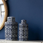 Ваза с крышкой и графическим узором в сине-белых цветах Blue & White Ornament  варинант исполнения - 5 | Loft Concept в Липецке